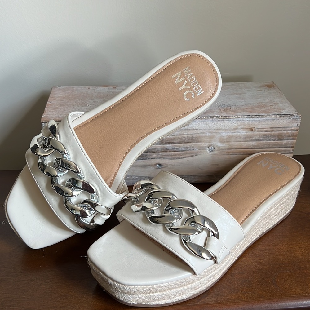 MADDEN NYC New Summer Sandal Size 9